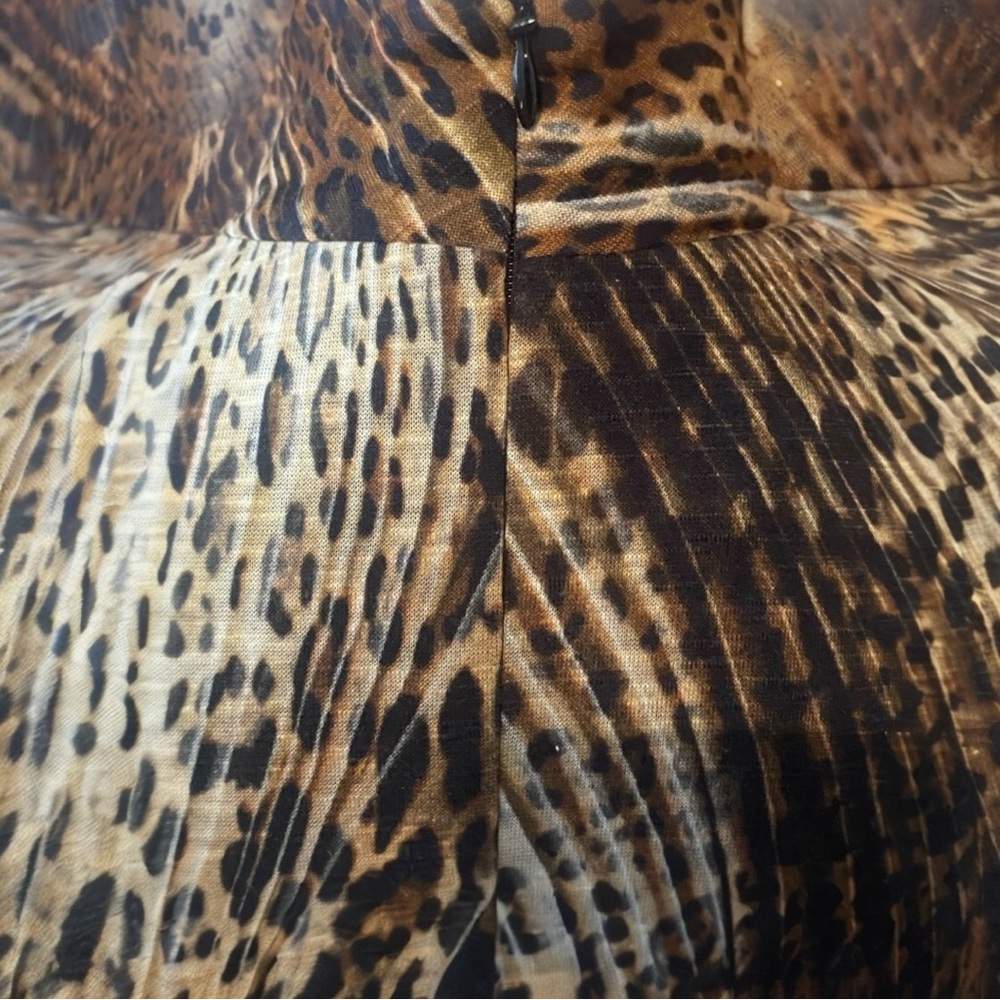 CARLISLE leopard print mock neck long long sleeve - Picture 6 of 10